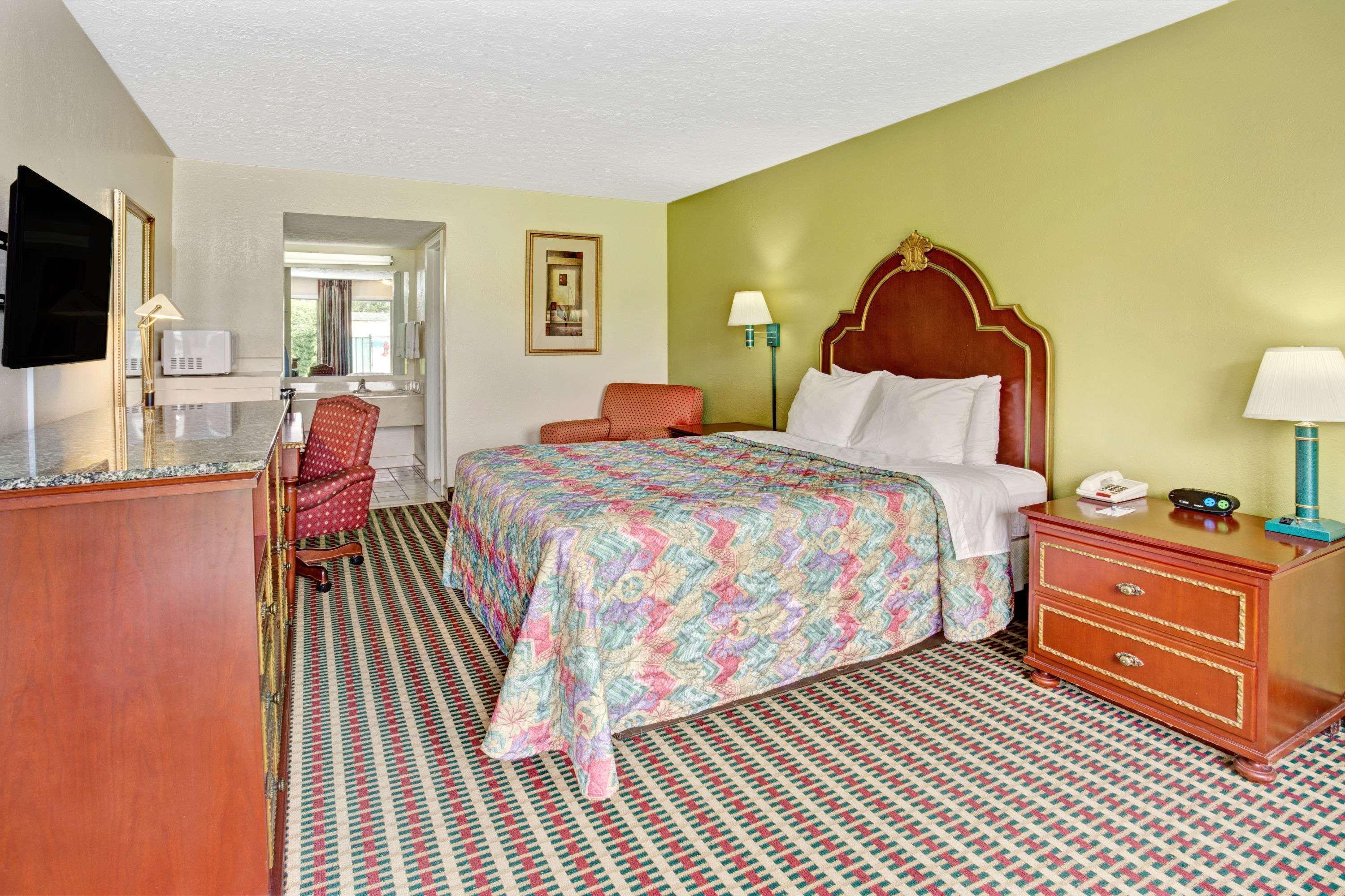 Travelodge By Wyndham Sellersburg Zewnętrze zdjęcie